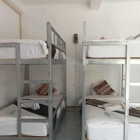 Apartamento Mekong Backpackers Muang Pakbèng Exterior foto