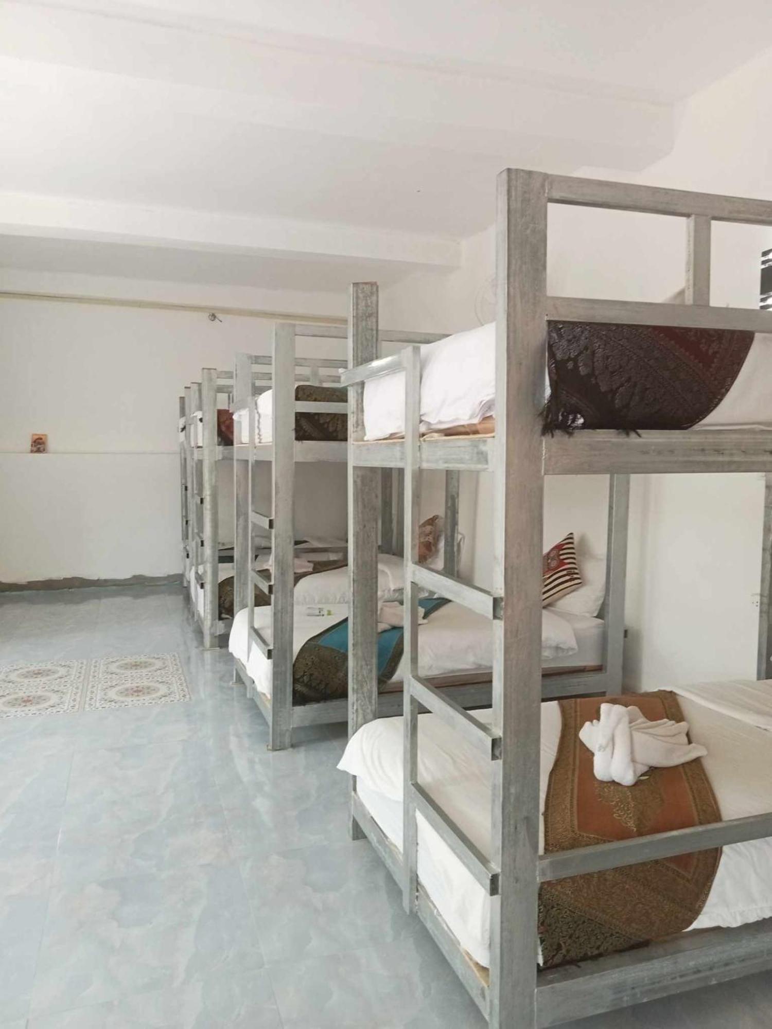 Apartamento Mekong Backpackers Muang Pakbèng Exterior foto